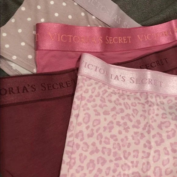 4pairs🔥NWT Victoria’s Secret Panties XS🔥 - Picture 3 of 12